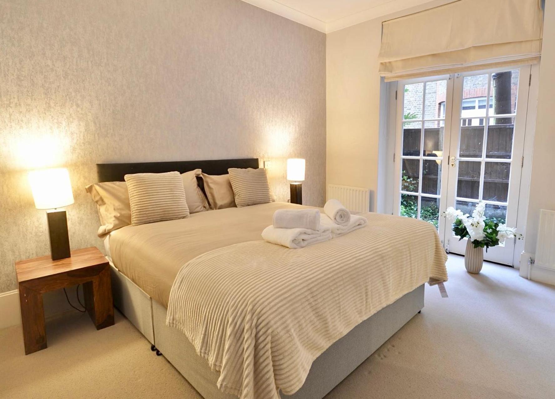 Kensington Apartment, Breakfast, 2 Baths London Kültér fotó