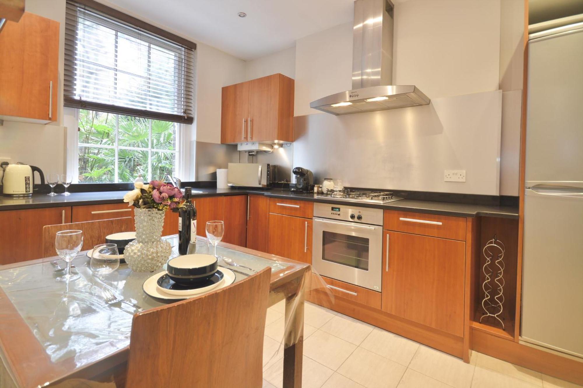 Kensington Apartment, Breakfast, 2 Baths London Kültér fotó